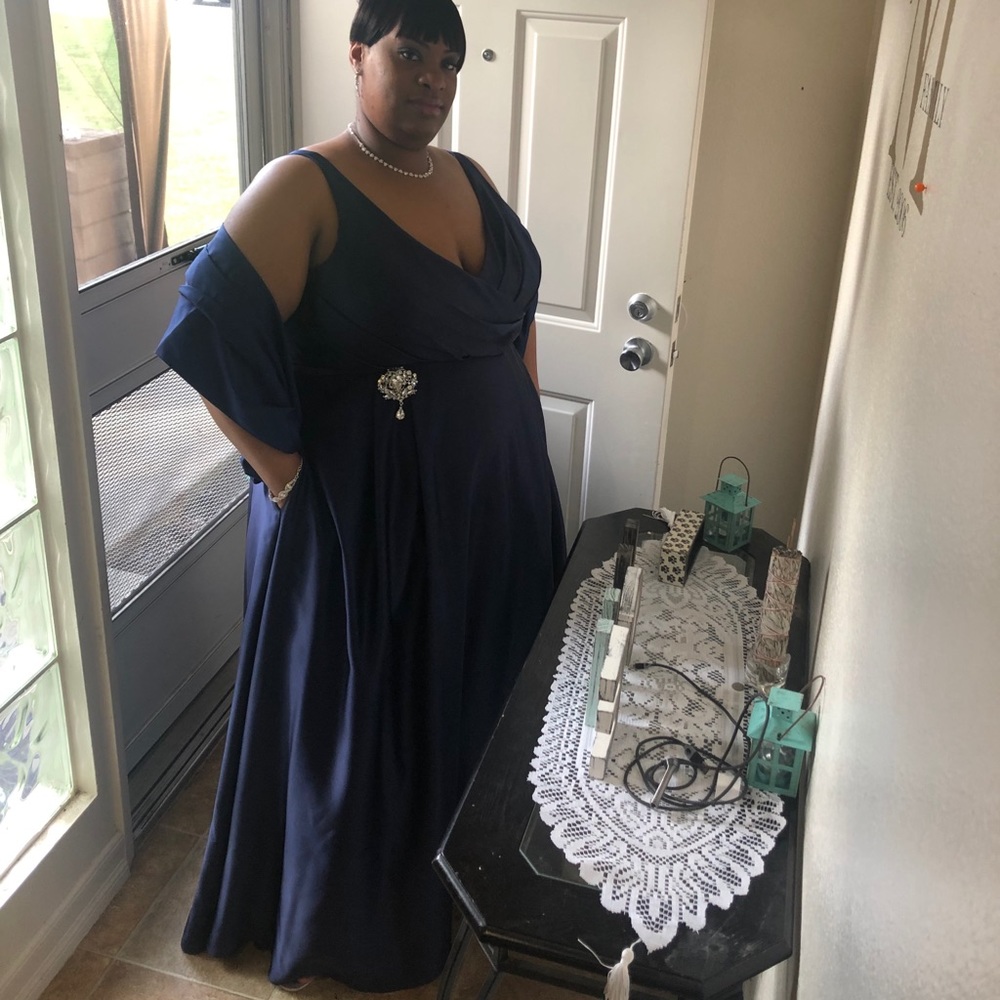 Ball gown worn once